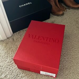 Valentino Garavani shoe box